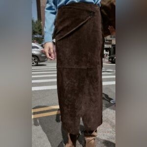 NWOT Zara Suede Skirt xs